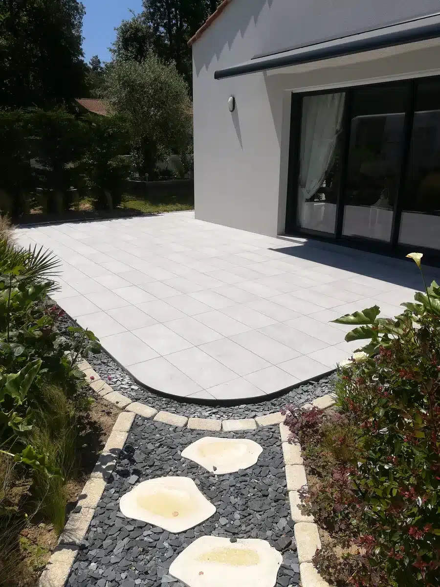 terrasse-collee (3) terrasse-collee (3)